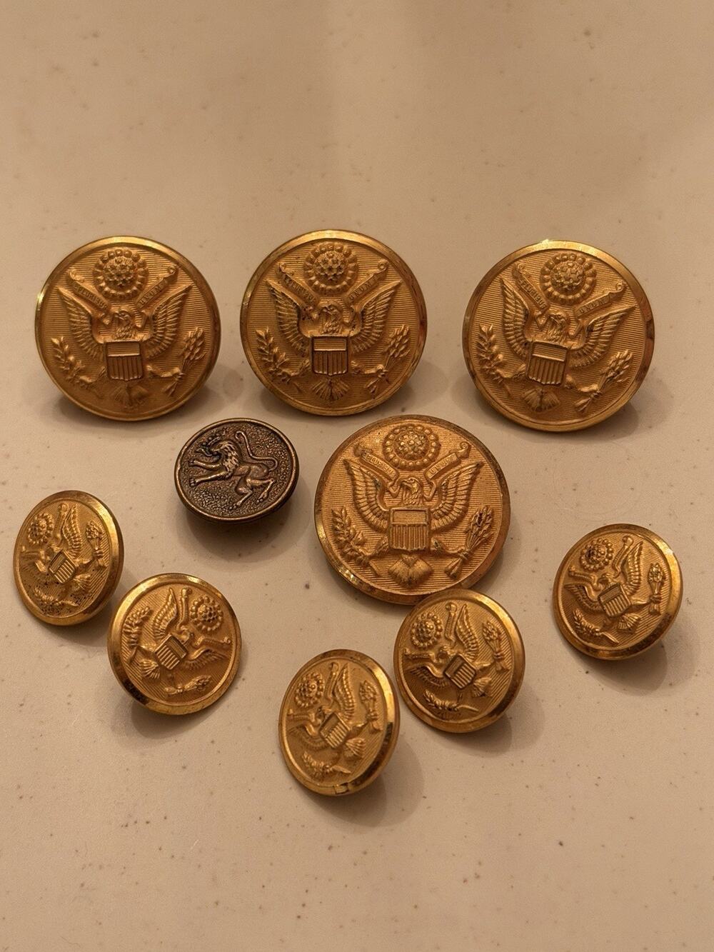 Lot Of Waterbury Button Co Conn E Pluribus Unum